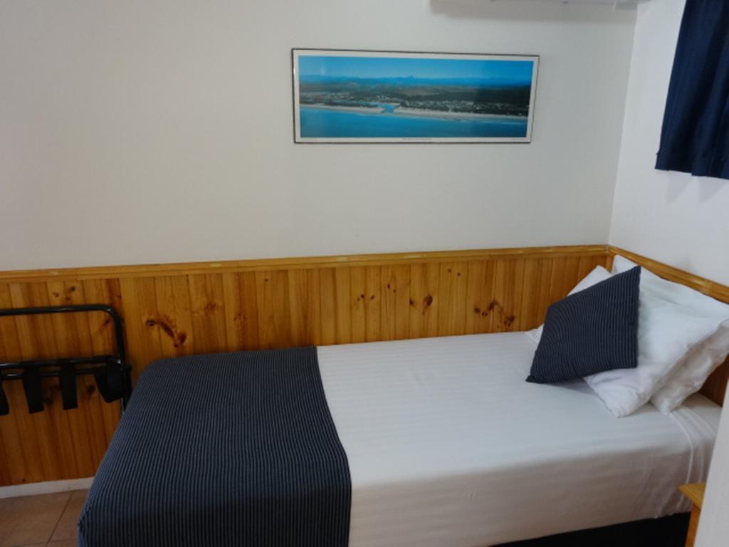 Twin Towns 3*