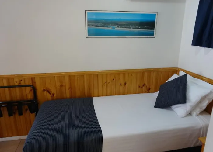 Twin Towns Motel